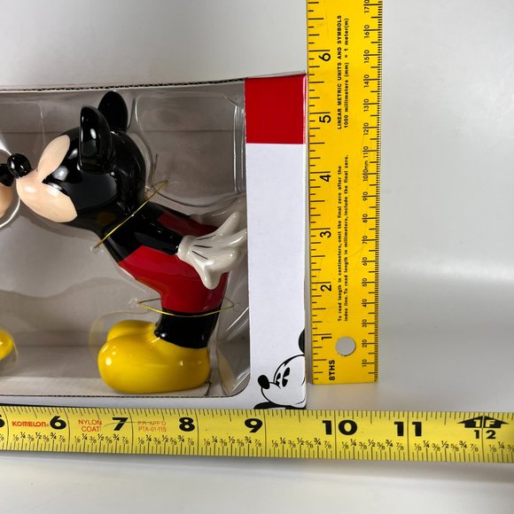 Disney Kissing Mickey Minnie Mouse Ceramic Salt Pepper Shakers Set of 2 - Picture 12 of 14
